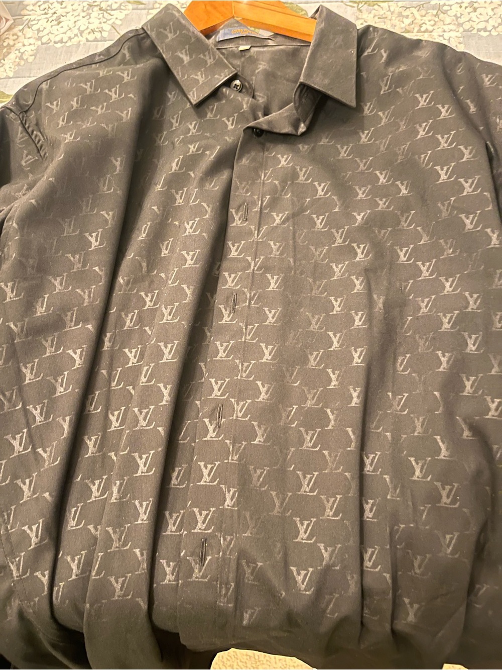 Louis Vuitton Grey Monogram Button-Up Shirt size XL fitted! (Keep in Mind)🇮🇹